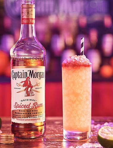 Captain Morgan Original Spiced Rum With Cocktail Email F24 Q1 Digital Asset 750X530